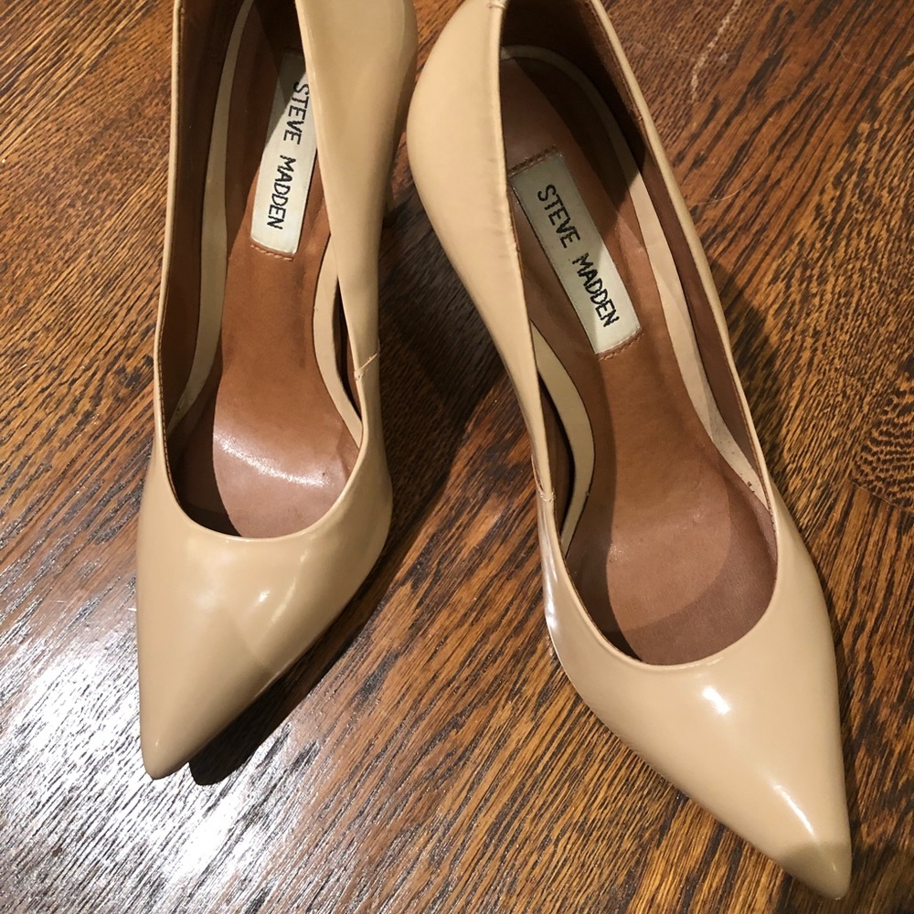 Steve Madden Nude Pumps - Size 8